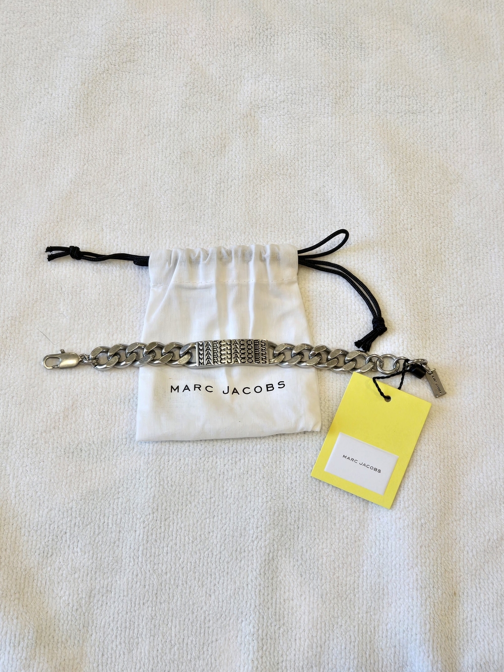 Marc Jacobs NWT Silver-Tone Chain Bracelet with Textured Center